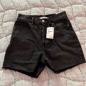PacSun black cutoff Jean shorts